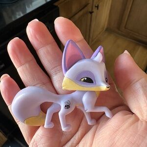 Animal Jam Crystal Arctic Fox figurine from the 2016 Purple Palace Den